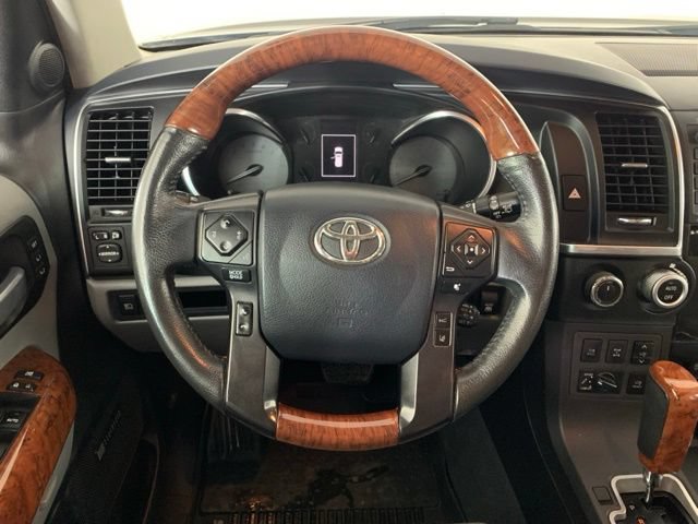 Used 2020 Toyota Sequoia Platinum AWD/4WD image 31