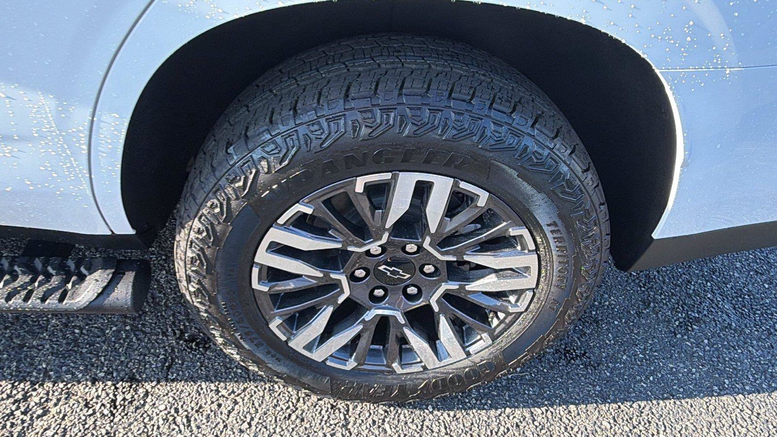 New 2026 Chevrolet Tahoe Z71 w/ Comfort Package AWD/4WD image 12