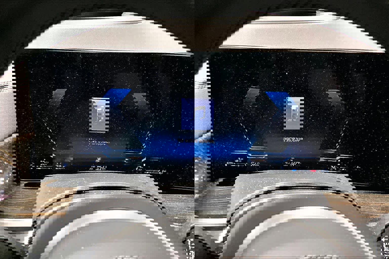 Used 2023 BMW X7 xDrive40i w/ M Sport Package image 26