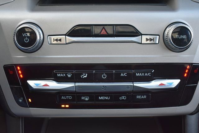 Used 2023 Ford Explorer XLT w/ Equipment Group 202A image 27