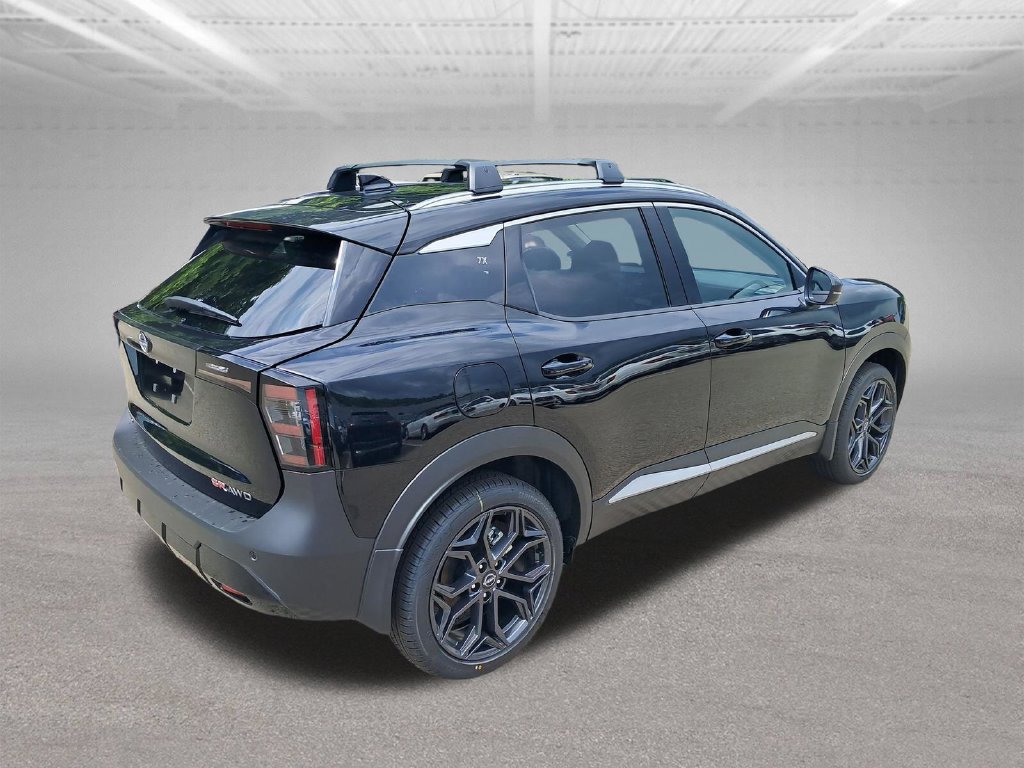 New 2026 Nissan Kicks SR AWD/4WD image 5