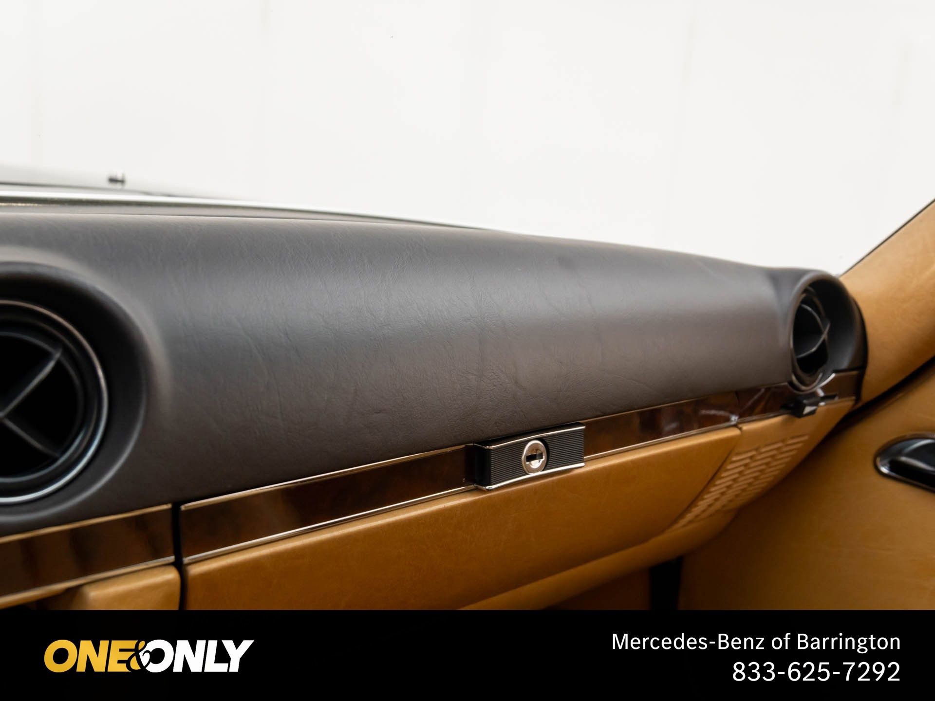 Used 1987 Mercedes-Benz 560 SL image 27