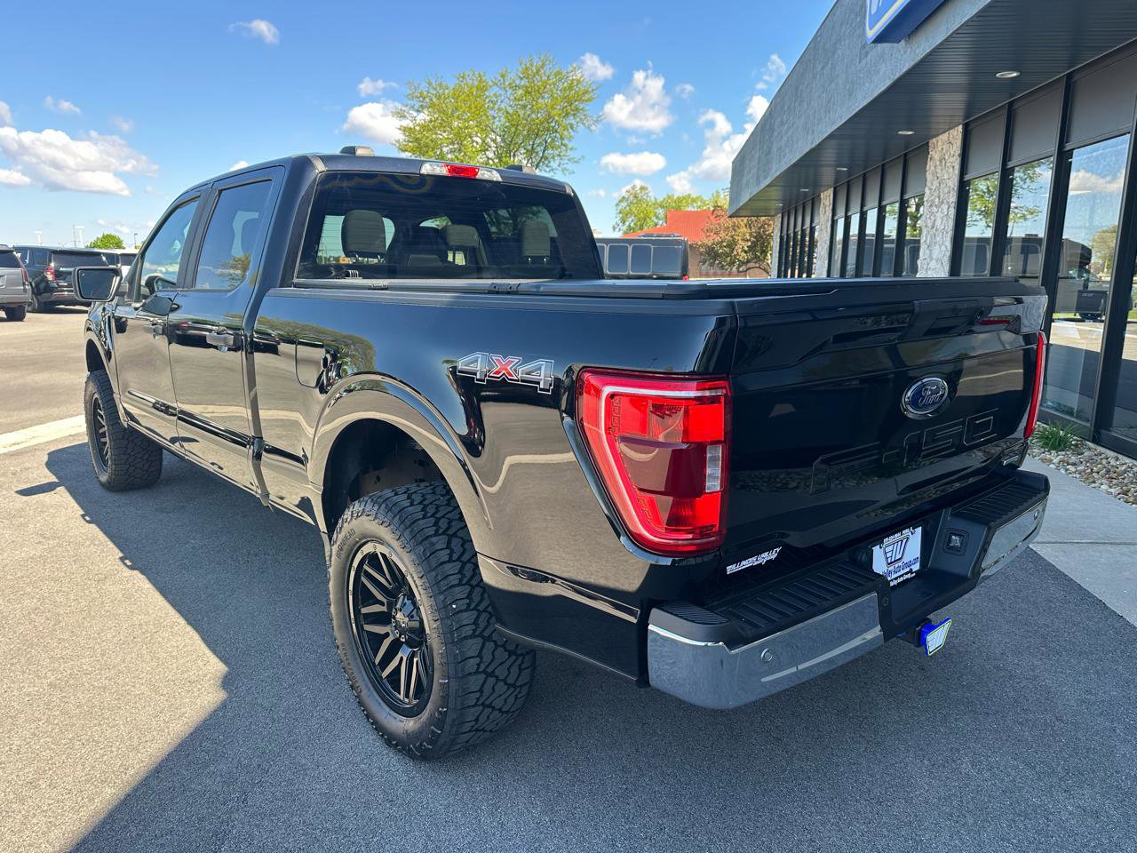 Used 2022 Ford F150 XLT w/ Trailer Tow Package AWD/4WD image 5