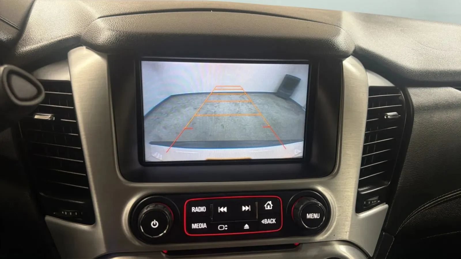 Used 2015 GMC Yukon SLE w/ Convenience Package RWD image 14