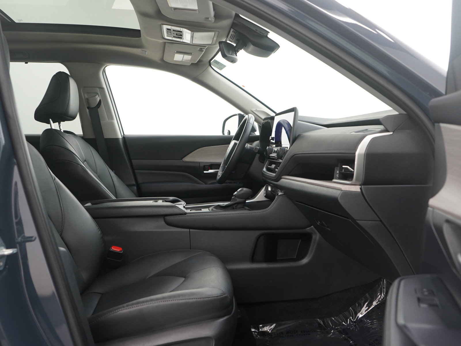 Used 2024 Toyota Grand Highlander Limited AWD/4WD image 11