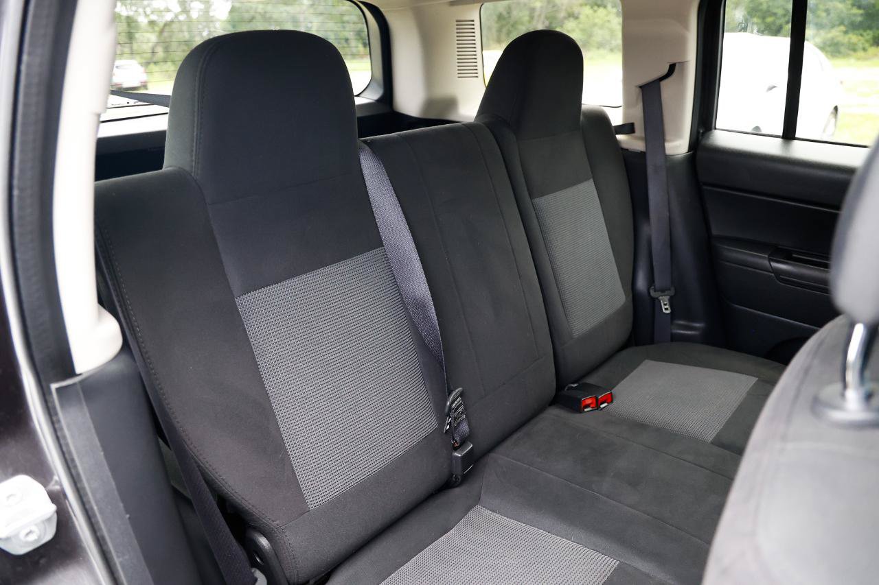Used 2016 Jeep Patriot Latitude AWD/4WD image 14