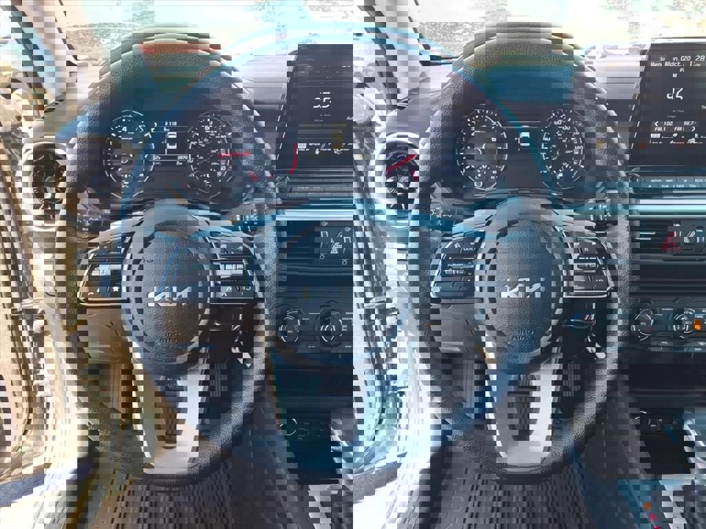 Used 2024 Kia Forte LXS image 20