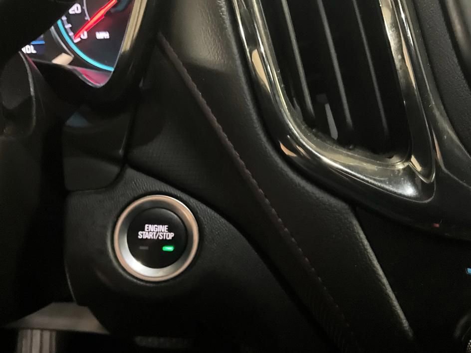 Used 2023 Chevrolet Equinox RS image 23