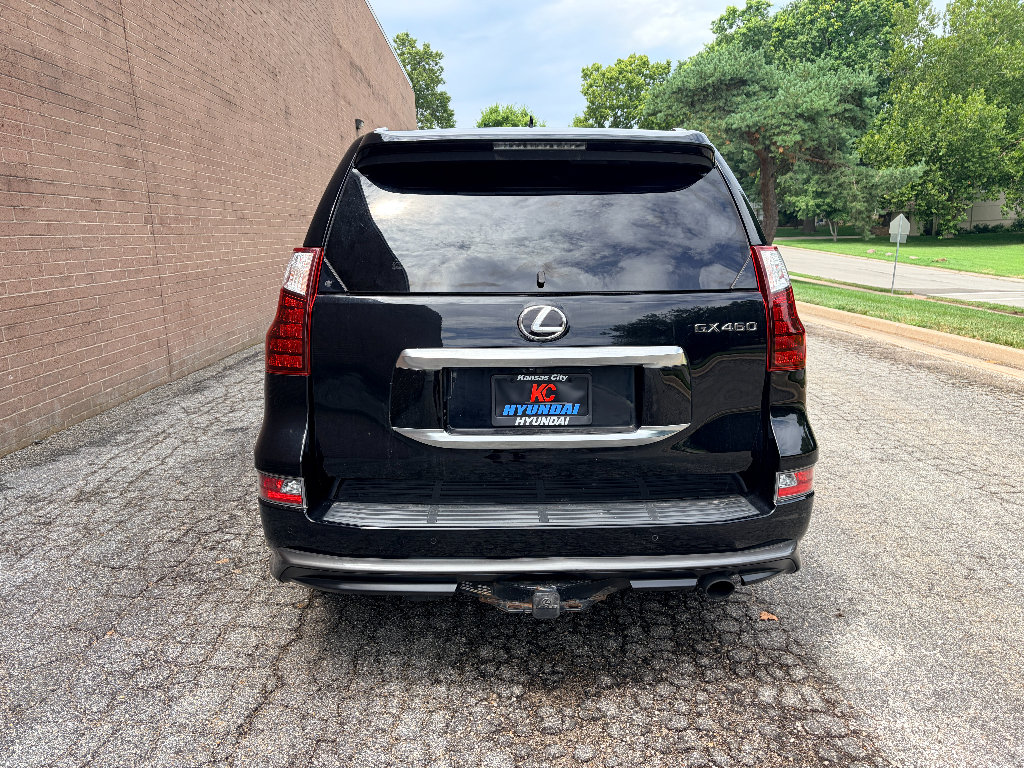 Used 2021 Lexus GX 460 Premium w/ Accessory Package AWD/4WD image 5