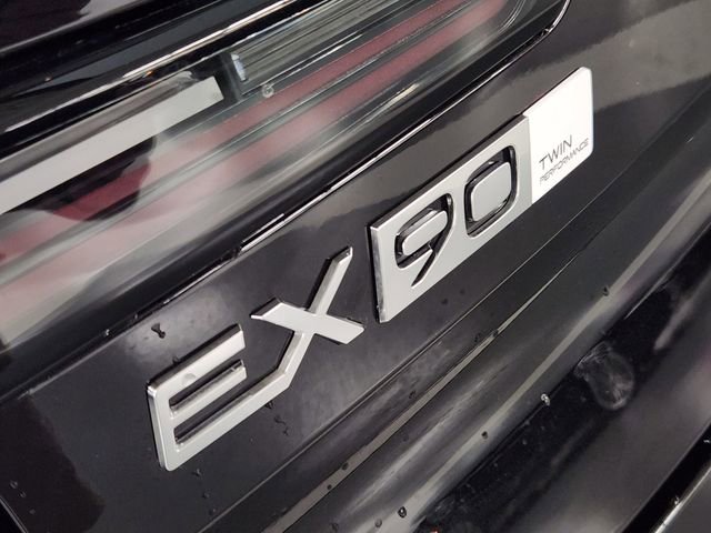New 2025 Volvo EX90 Plus AWD/4WD image 13