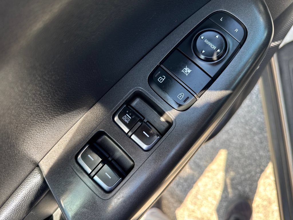 Used 2019 Kia Sportage LX AWD/4WD image 12