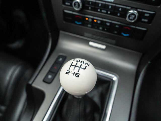 Used 2013 Ford Mustang Shelby GT500 RWD image 29