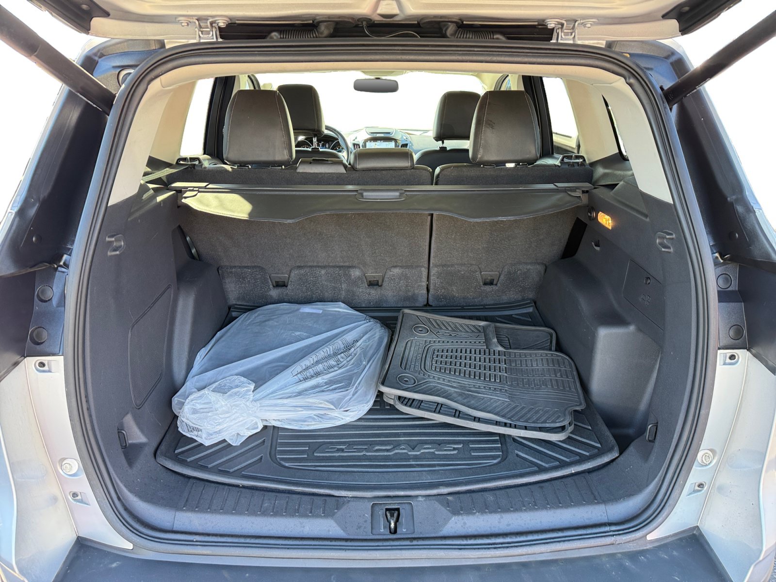 Used 2016 Ford Escape Titanium FWD image 17