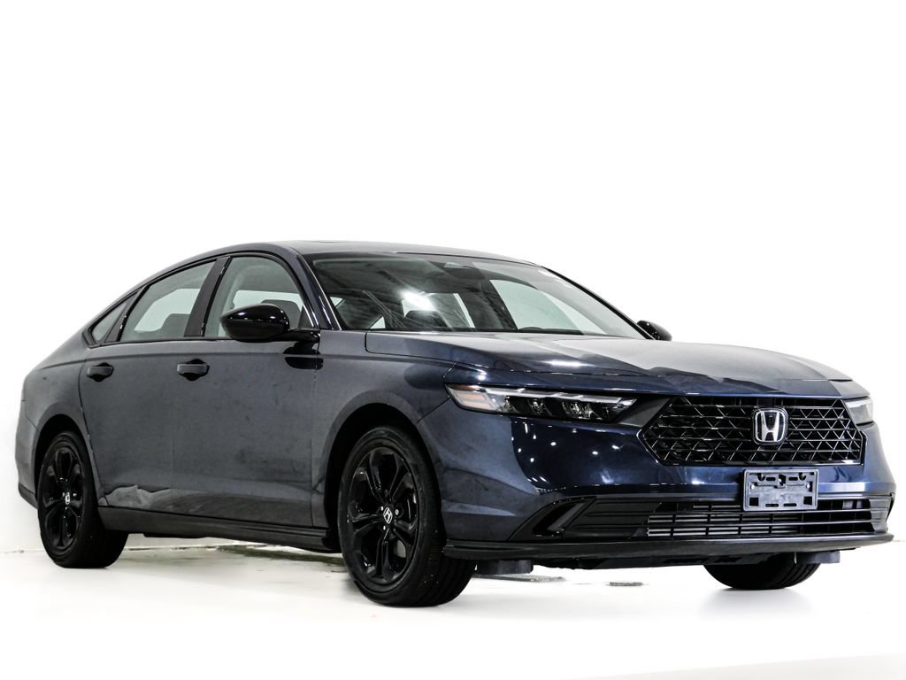 Used 2025 Honda Accord SE image 1
