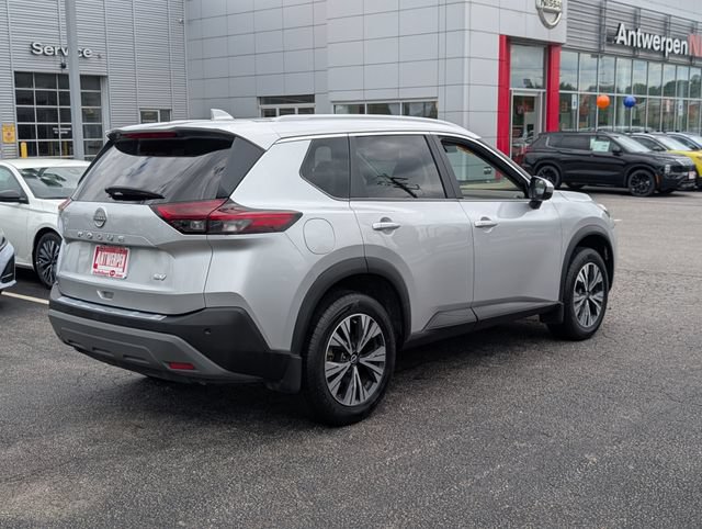 Used 2023 Nissan Rogue SV w/ SV Premium B Package FWD image 3
