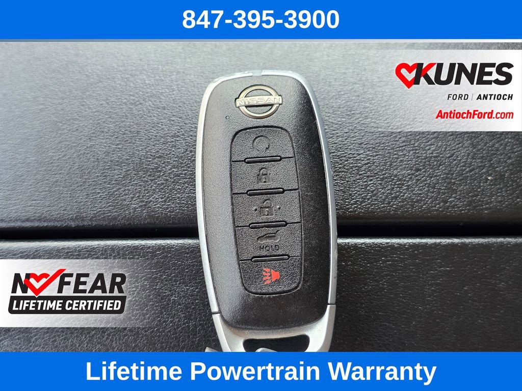 Used 2025 Nissan Rogue SV image 53