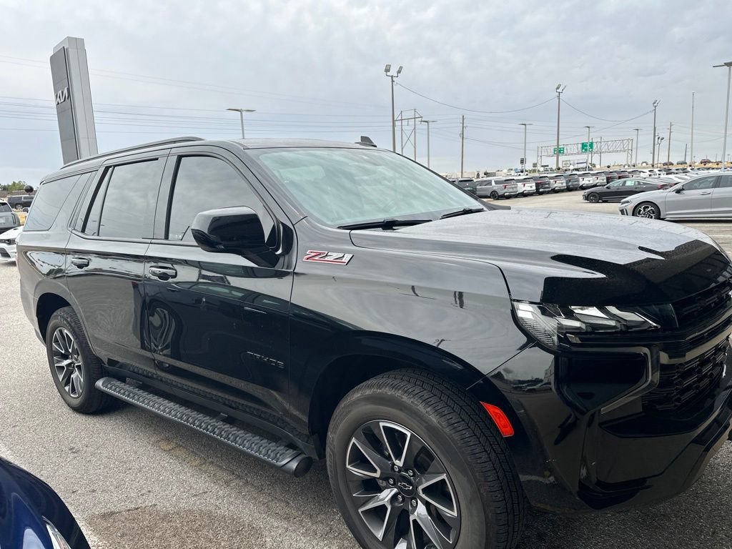 Used 2021 Chevrolet Tahoe Z71 w/ Rear Media and Nav Package AWD/4WD image 2