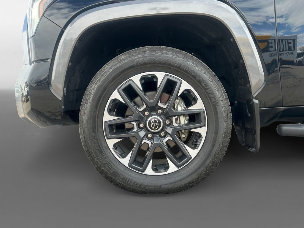 Used 2024 Toyota Tundra Limited image 16