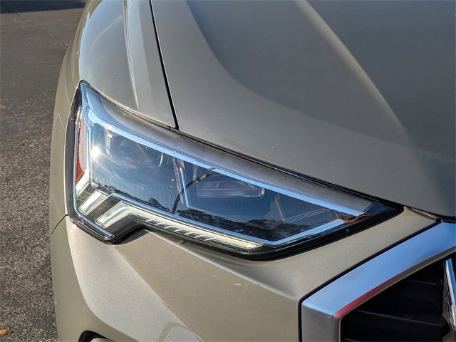 Used 2019 Audi Q3 2.0T Prestige w/ Prestige Package image 9