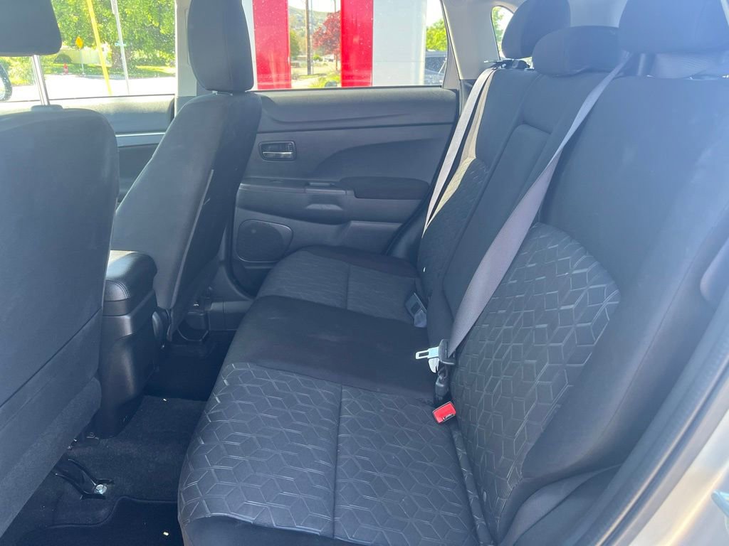 Used 2024 Mitsubishi Outlander Sport ES AWD/4WD image 8