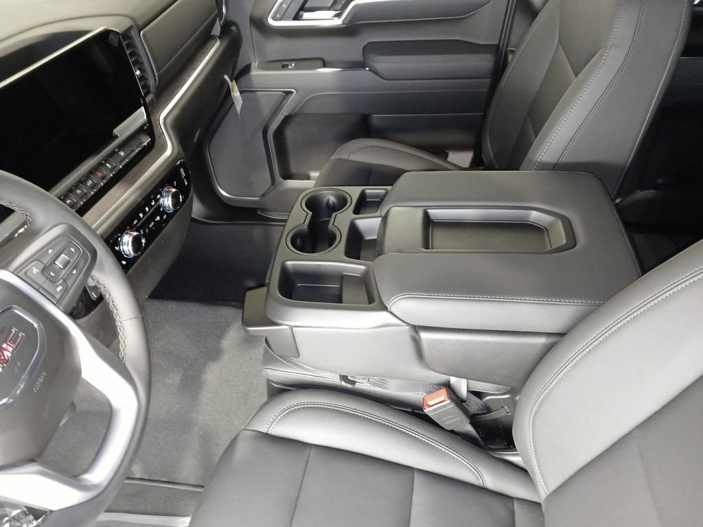 Used 2026 GMC Sierra 1500 SLT AWD/4WD image 18