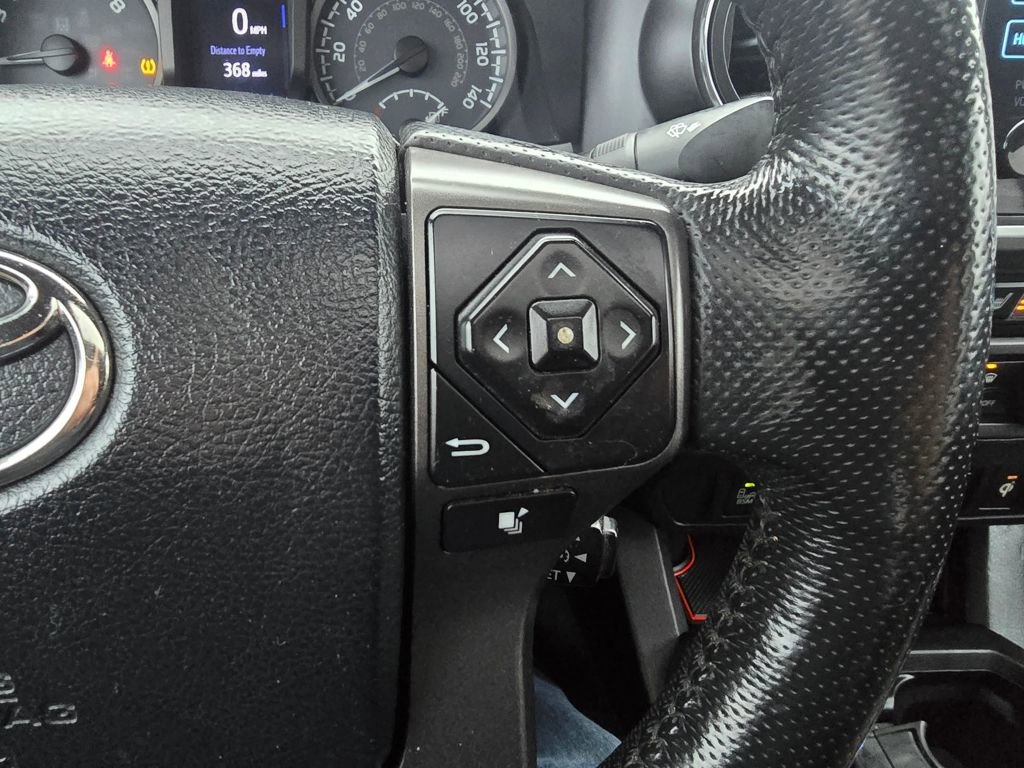 Certified 2016 Toyota Tacoma TRD Off-Road w/ Premium & Technology Package image 20