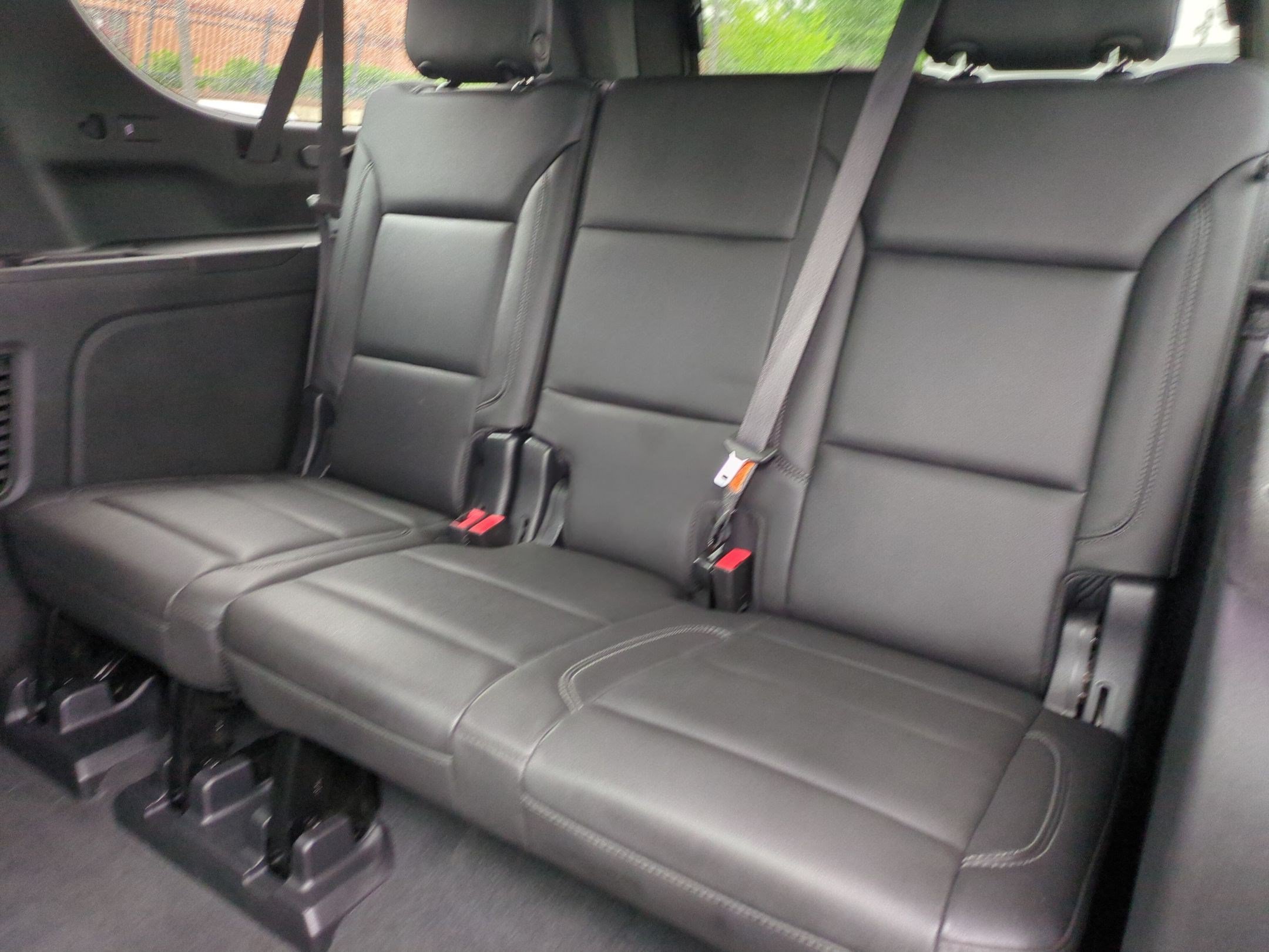 Used 2021 Chevrolet Suburban LT AWD/4WD image 30