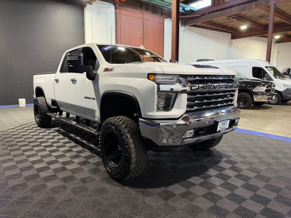 Used 2021 Chevrolet Silverado 2500 LTZ w/ LTZ Premium Package image 6