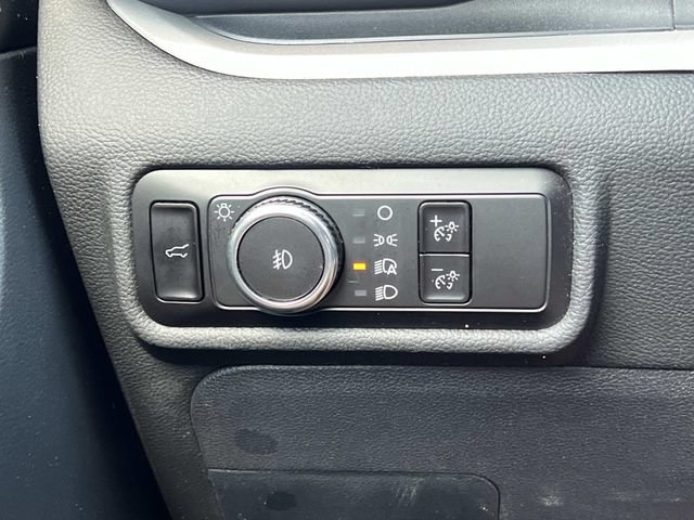 Certified 2023 Ford Explorer XLT w/ Equipment Group 202A AWD/4WD image 29
