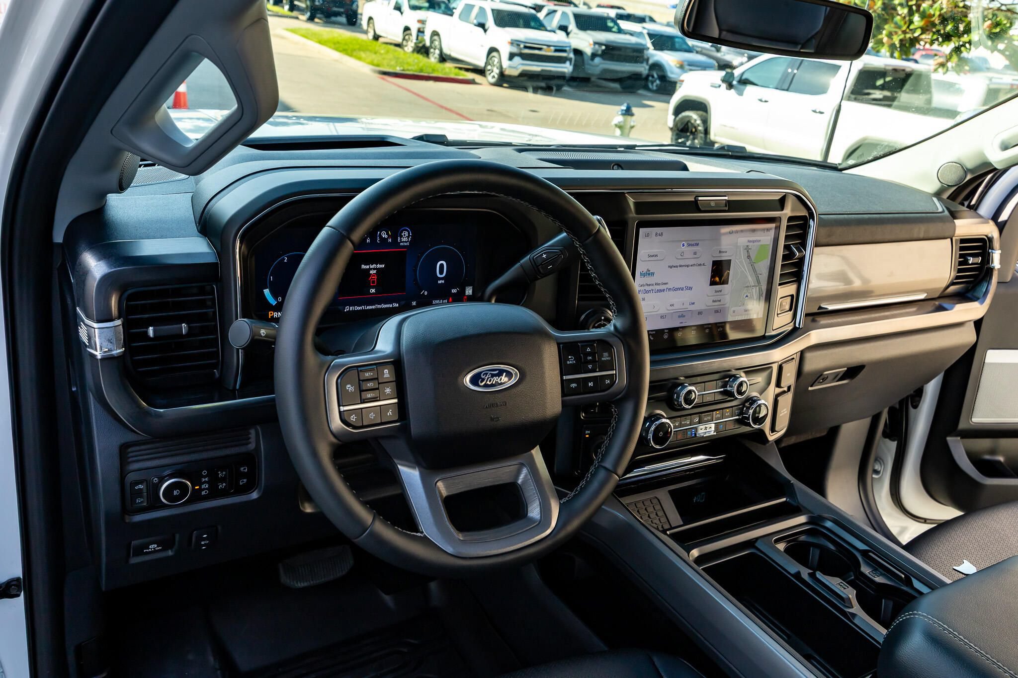 Used 2026 Ford F350 Lariat w/ Lariat Ultimate Package AWD/4WD image 17