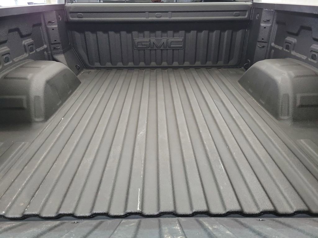 Certified 2024 GMC Sierra 1500 SLT w/ SLT Premium Package AWD/4WD image 18