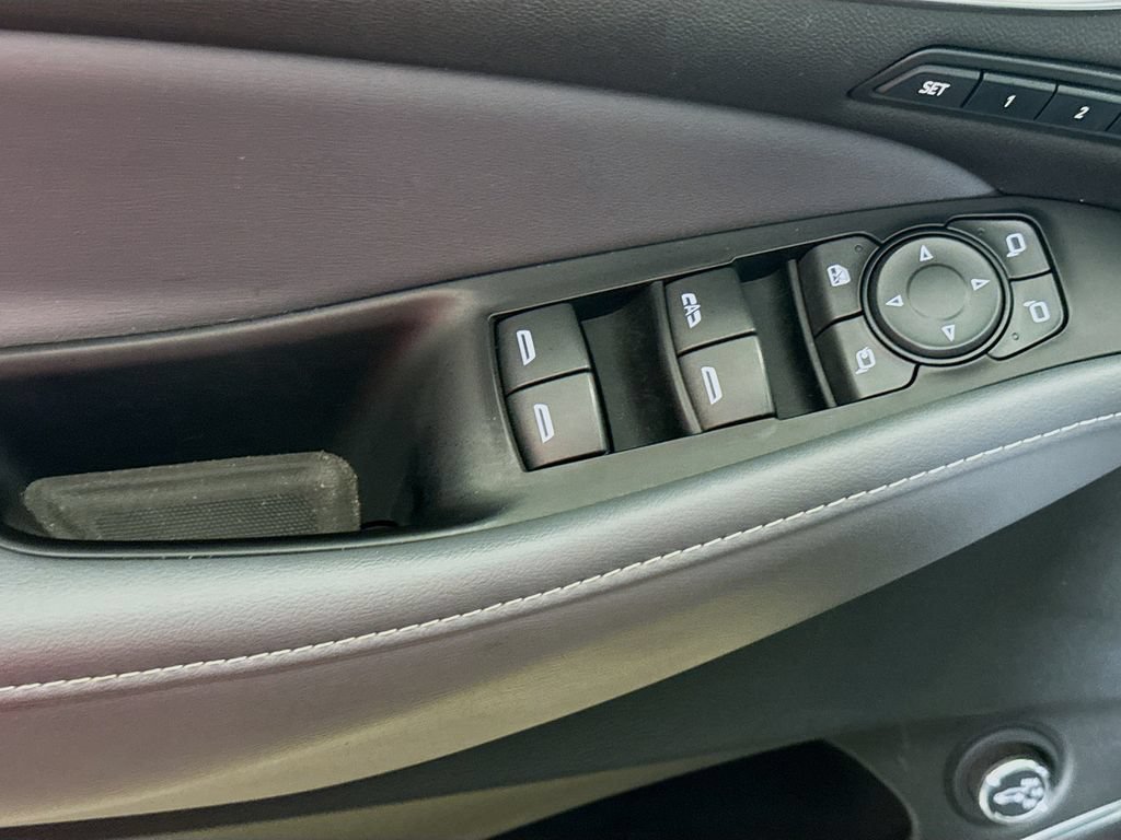 Used 2019 Buick Enclave Premium w/ Experience Buick Package FWD image 17