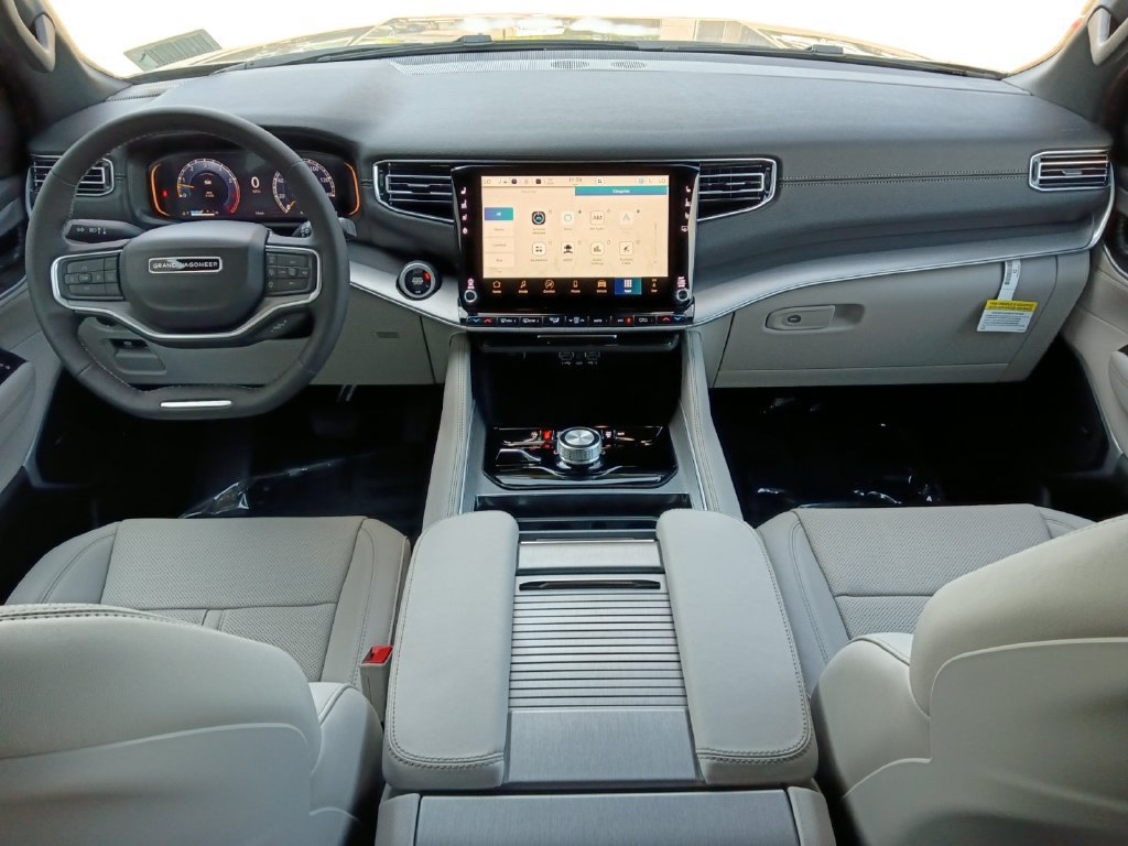 New 2026 Jeep Grand Wagoneer L Limited AWD/4WD image 20