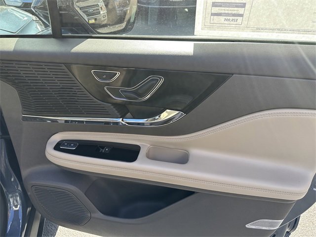 Certified 2022 Lincoln Corsair AWD w/ Equipment Group 101A image 36