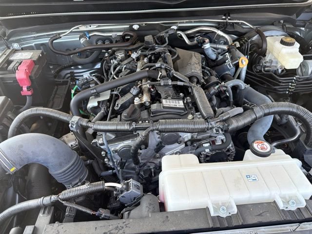 Used 2025 Toyota Tacoma SR5 AWD/4WD image 27