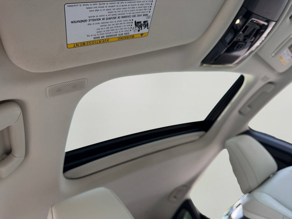 Used 2023 Lexus RX 350 Premium w/ Accessory Package AWD/4WD image 6
