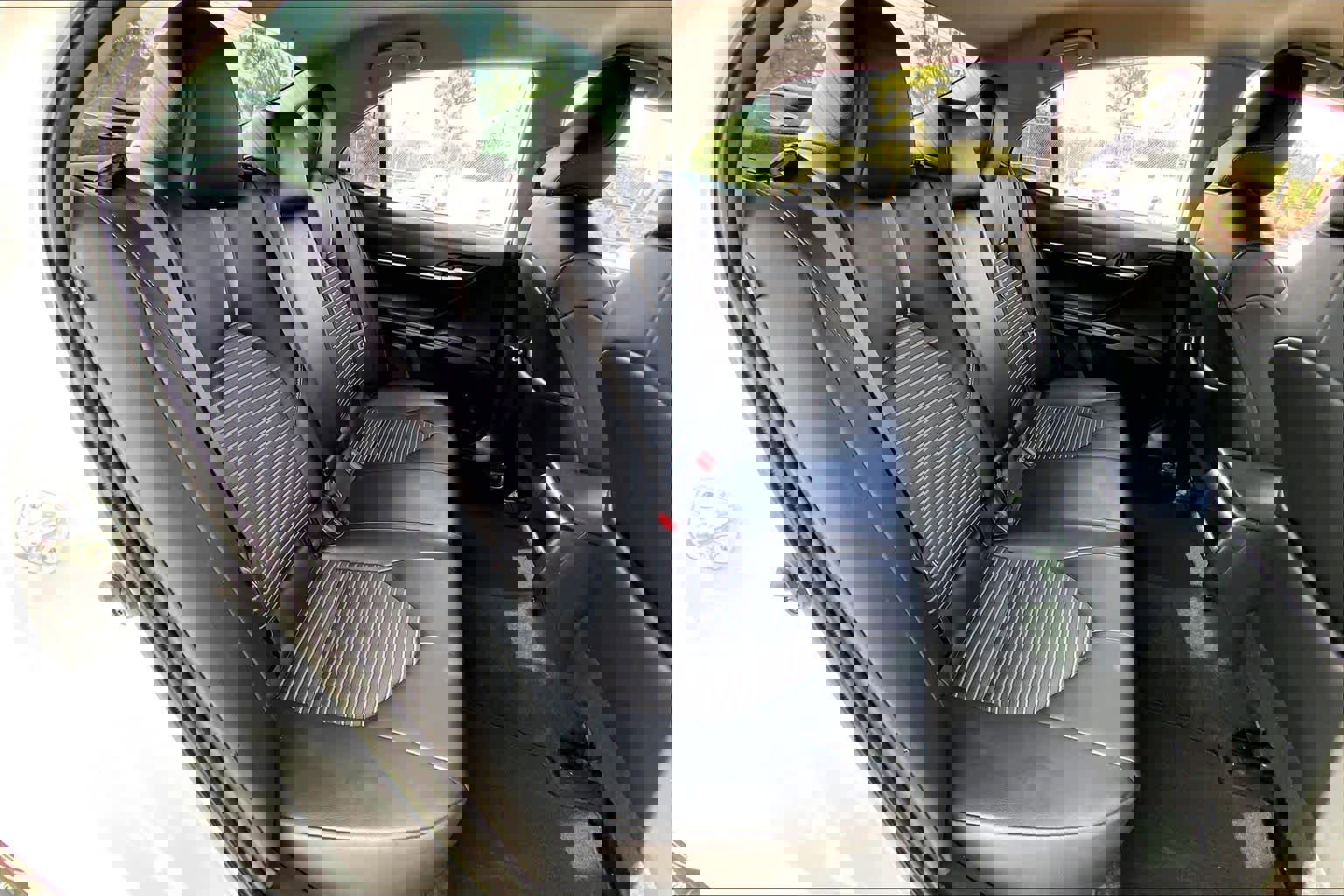 Used 2023 Toyota Camry SE image 18