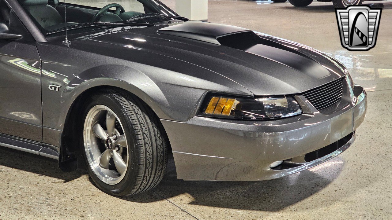 Used 2003 Ford Mustang GT image 2