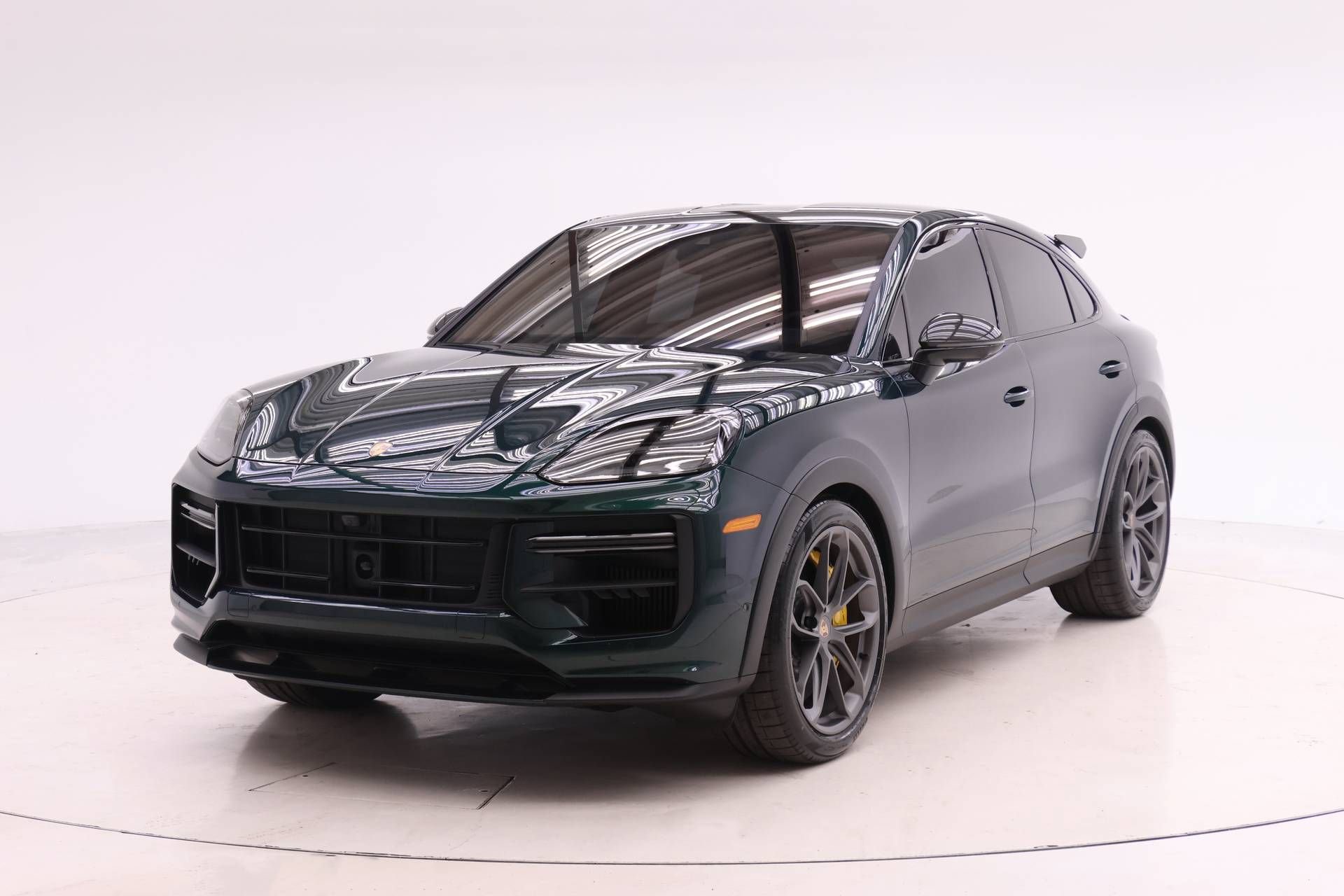 Certified 2025 Porsche Cayenne Turbo GT image 1