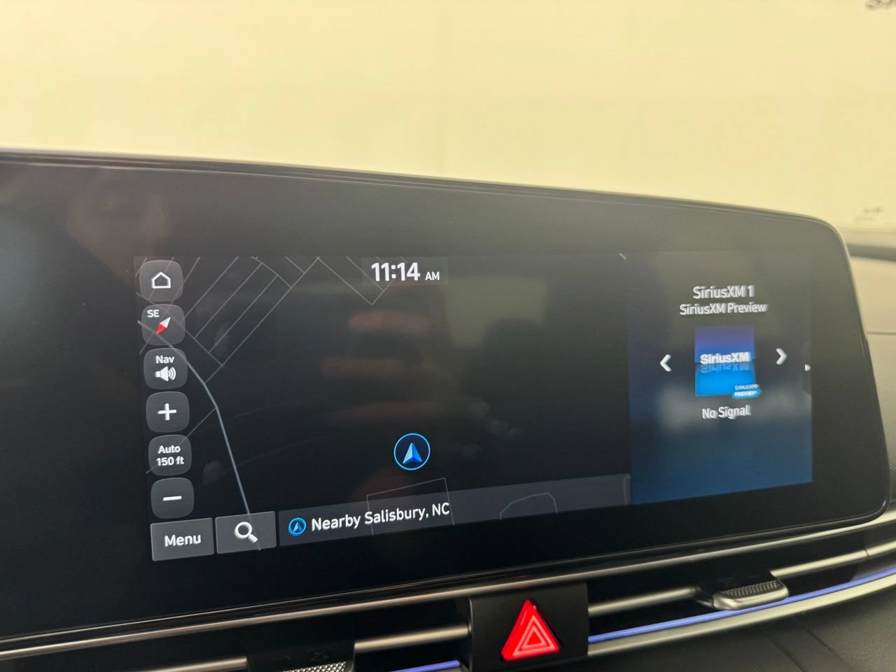 Used 2025 Hyundai Elantra Limited FWD image 21