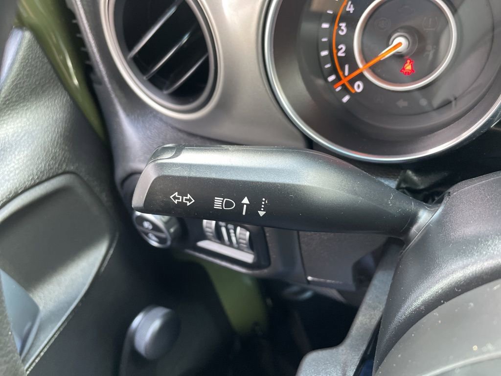 Used 2022 Jeep Gladiator Sport image 27