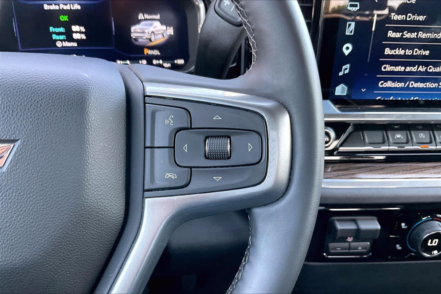 Used 2026 Chevrolet Silverado 1500 LT AWD/4WD image 24