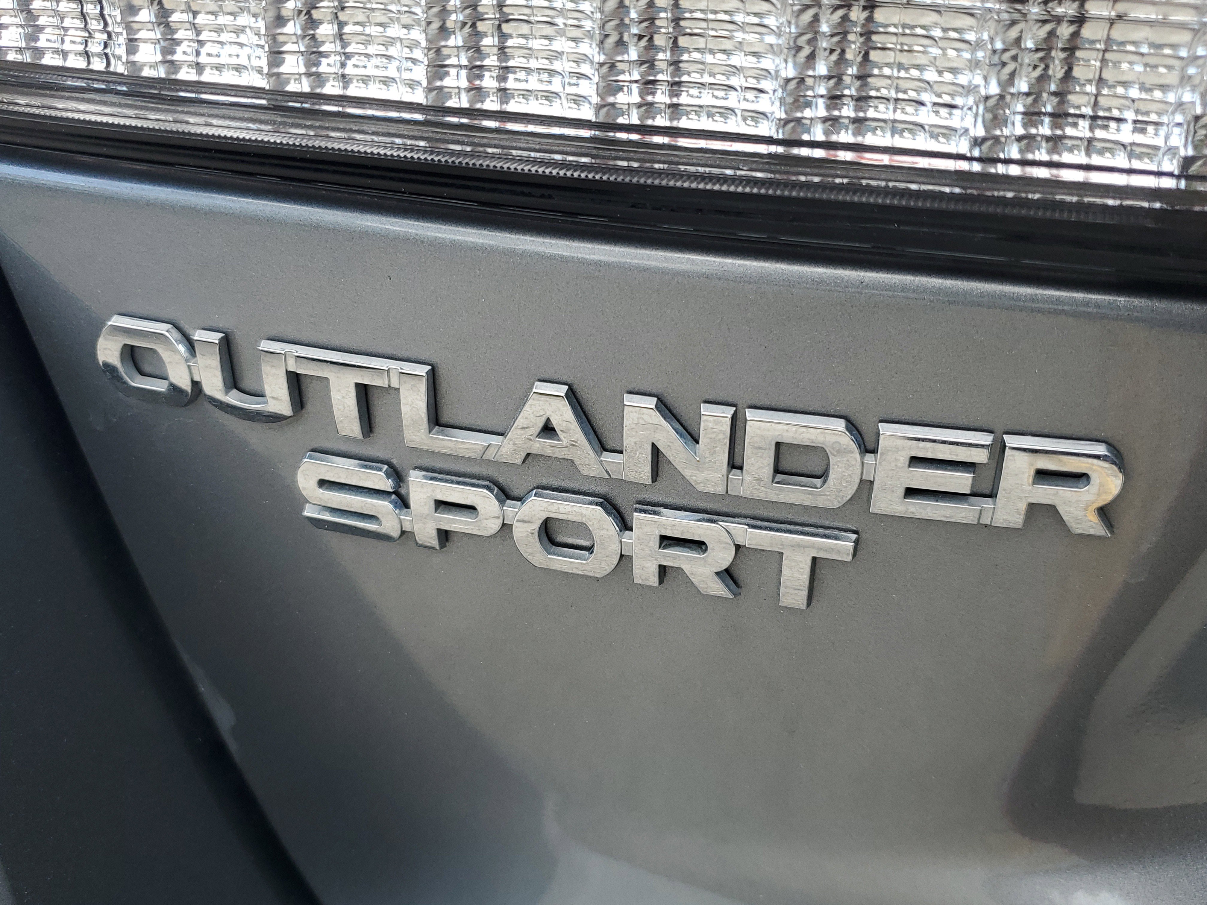 Used 2023 Mitsubishi Outlander Sport LE image 30