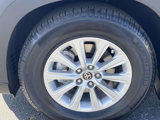 Used 2024 Toyota Grand Highlander XLE image 8