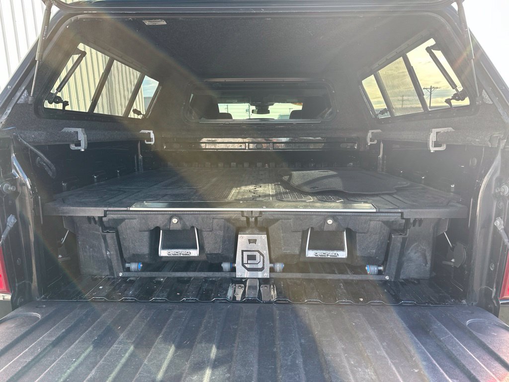 Used 2023 Chevrolet Silverado 1500 LT AWD/4WD image 21