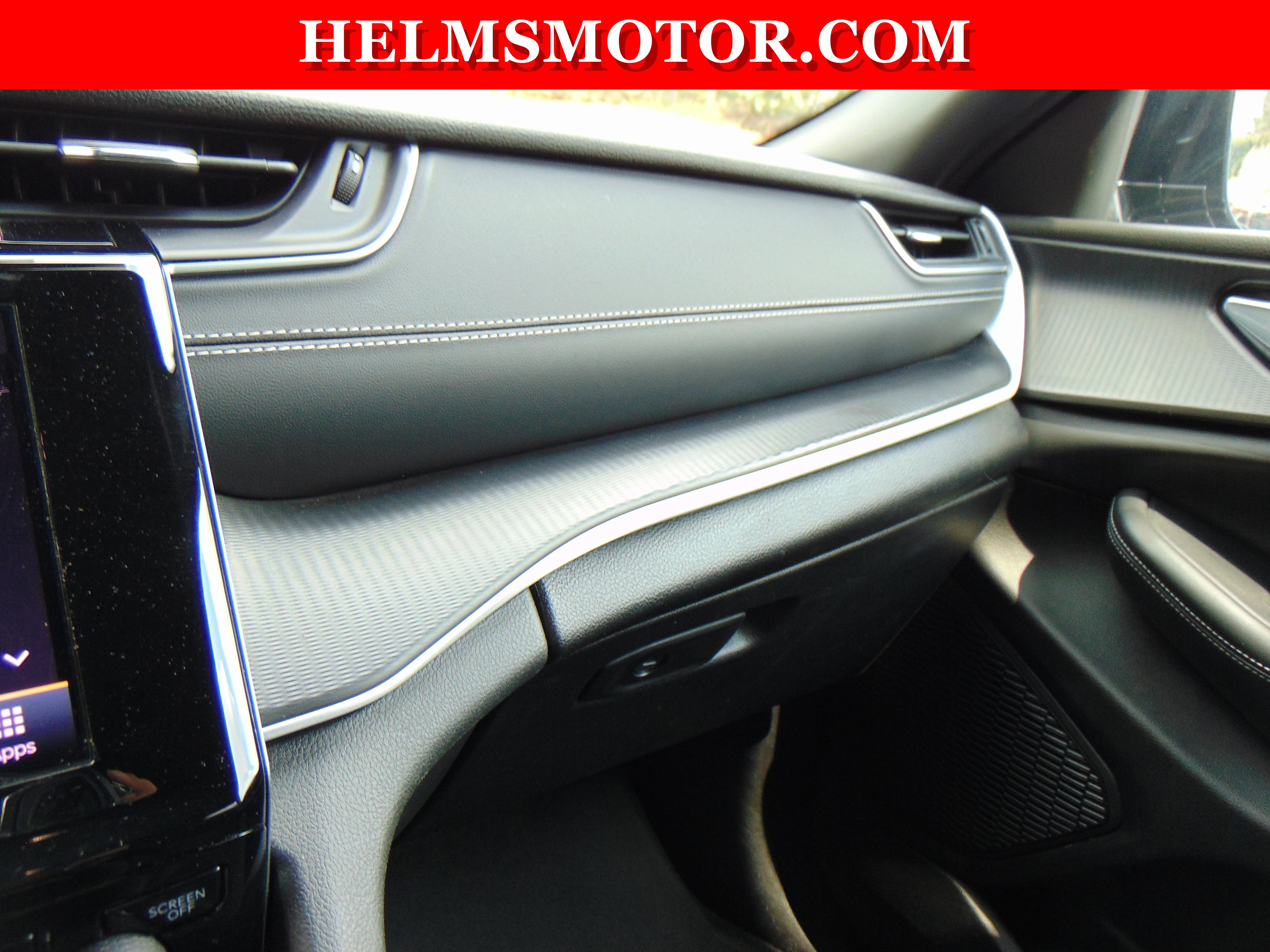 Used 2024 Jeep Grand Cherokee Altitude RWD image 30
