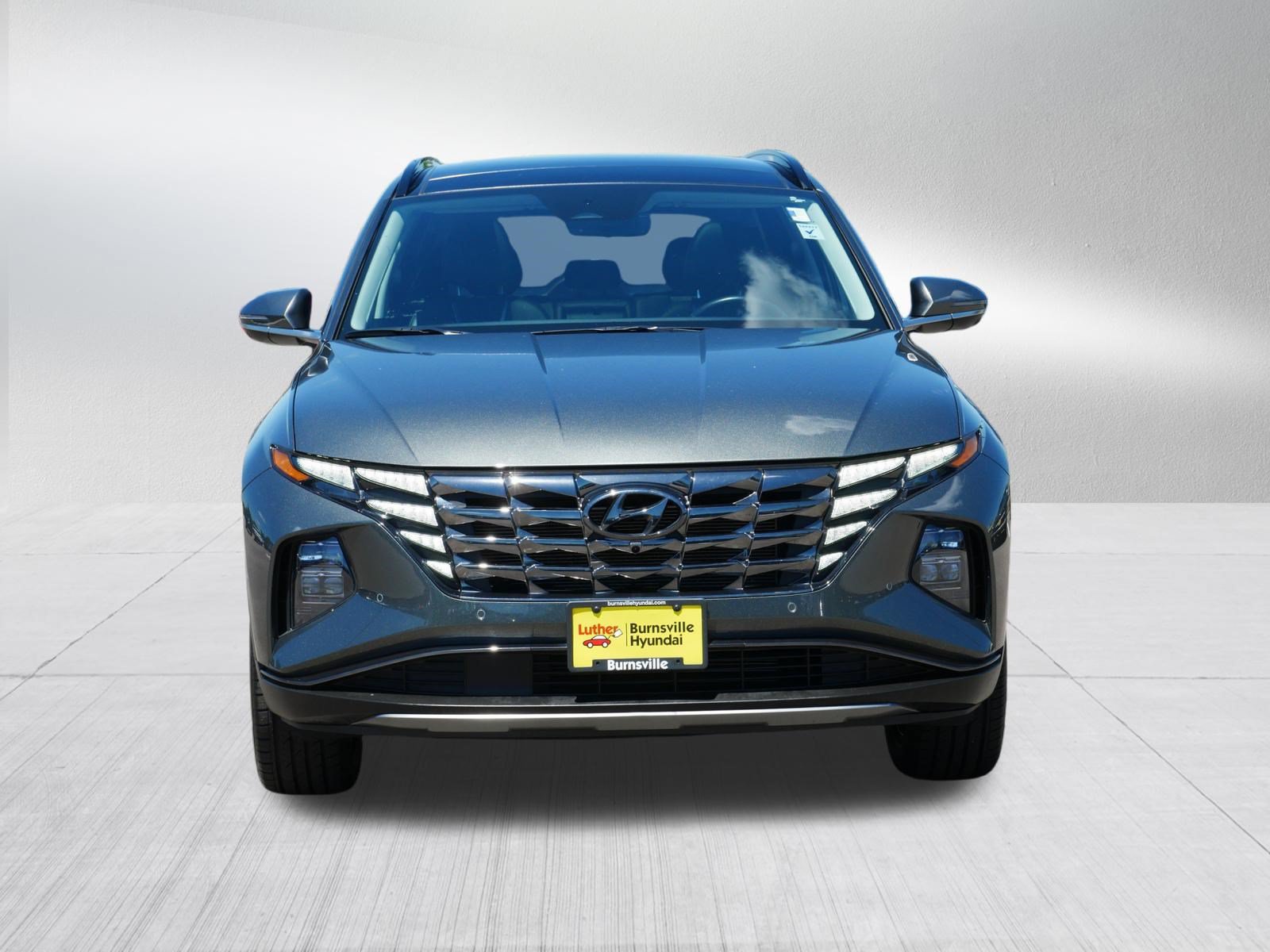 Certified 2023 Hyundai Tucson Limited AWD/4WD image 2