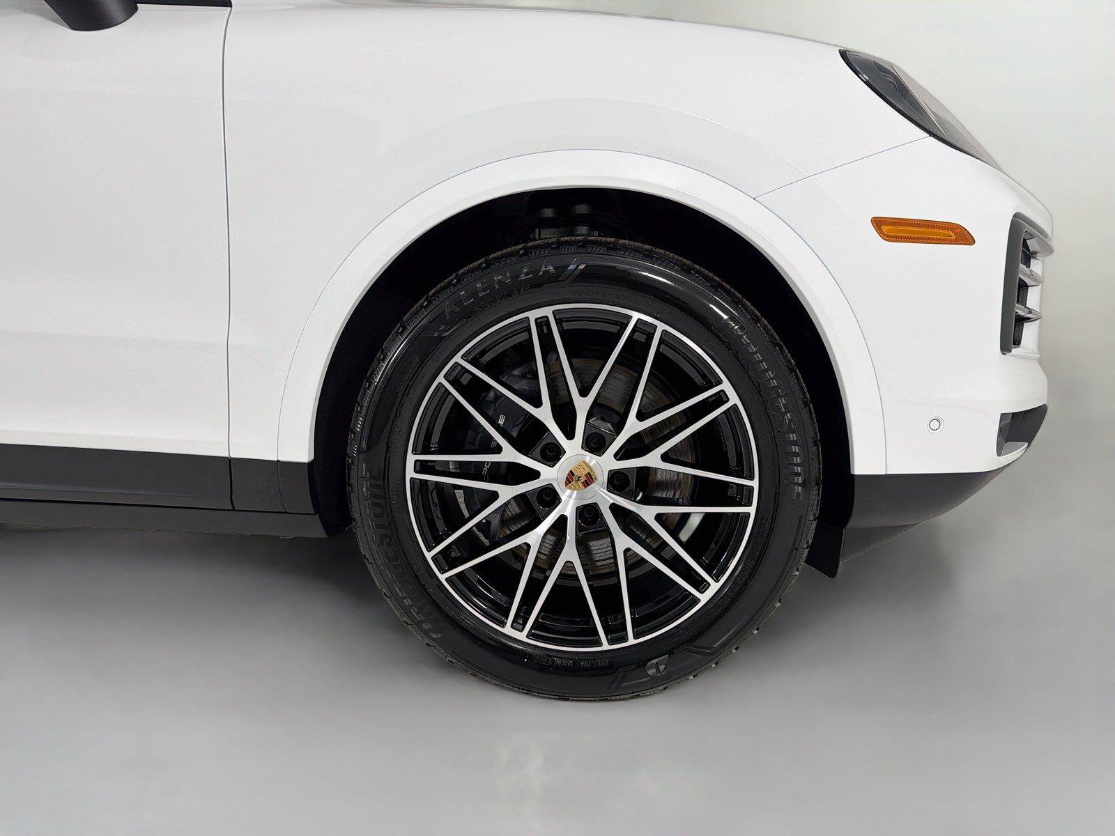 New 2026 Porsche Cayenne AWD/4WD image 30