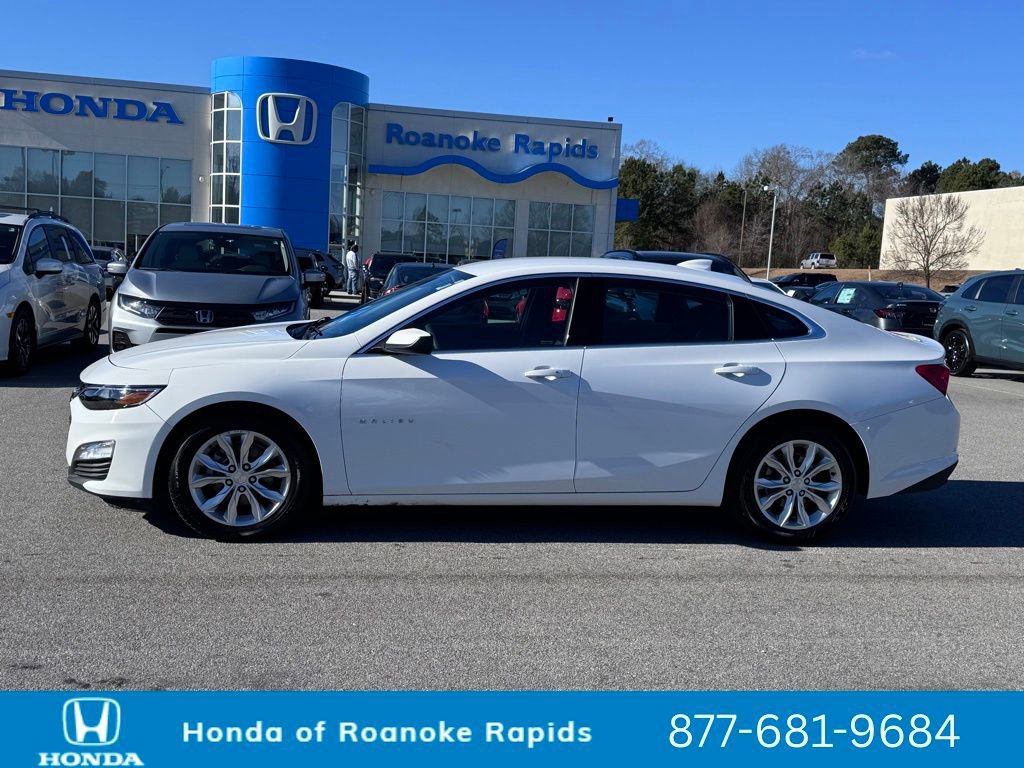 Used 2024 Chevrolet Malibu LT image 3