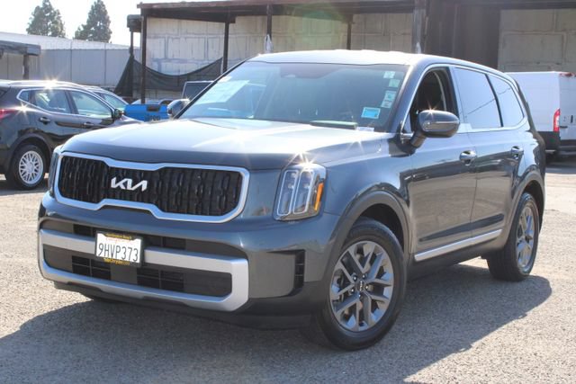 Used 2024 Kia Telluride LX FWD image 7